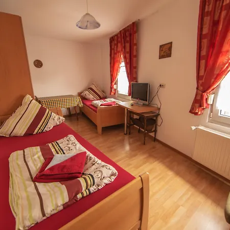 Burghof 2* Stolberg (Rhineland)