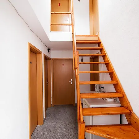 Pensionat Burghof 2*